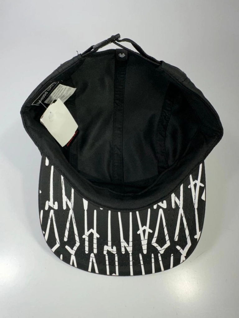 BONÉ FIVE PANEL LATA PRETO